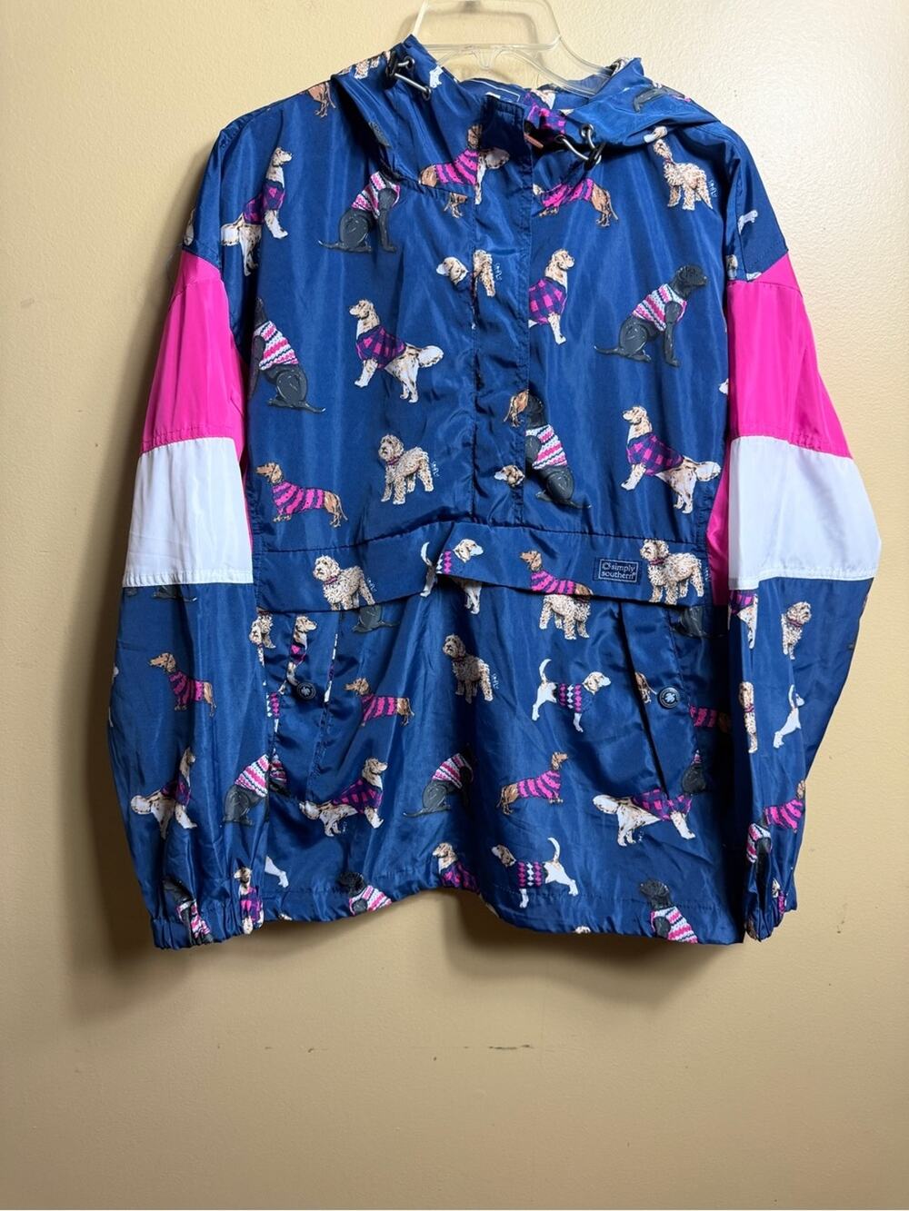 Simply Southern blue dog print pullover windbreaker. Small.